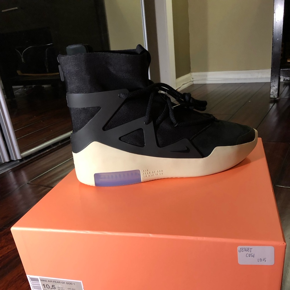 Fear of god Nike basketball shoes 10.5 ds
